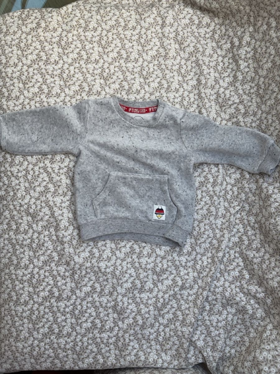 C&A Maglioni & Felpe: Pullover gris 62cm – Usato da Küssnacht am Rigi venduto da amynilleuh