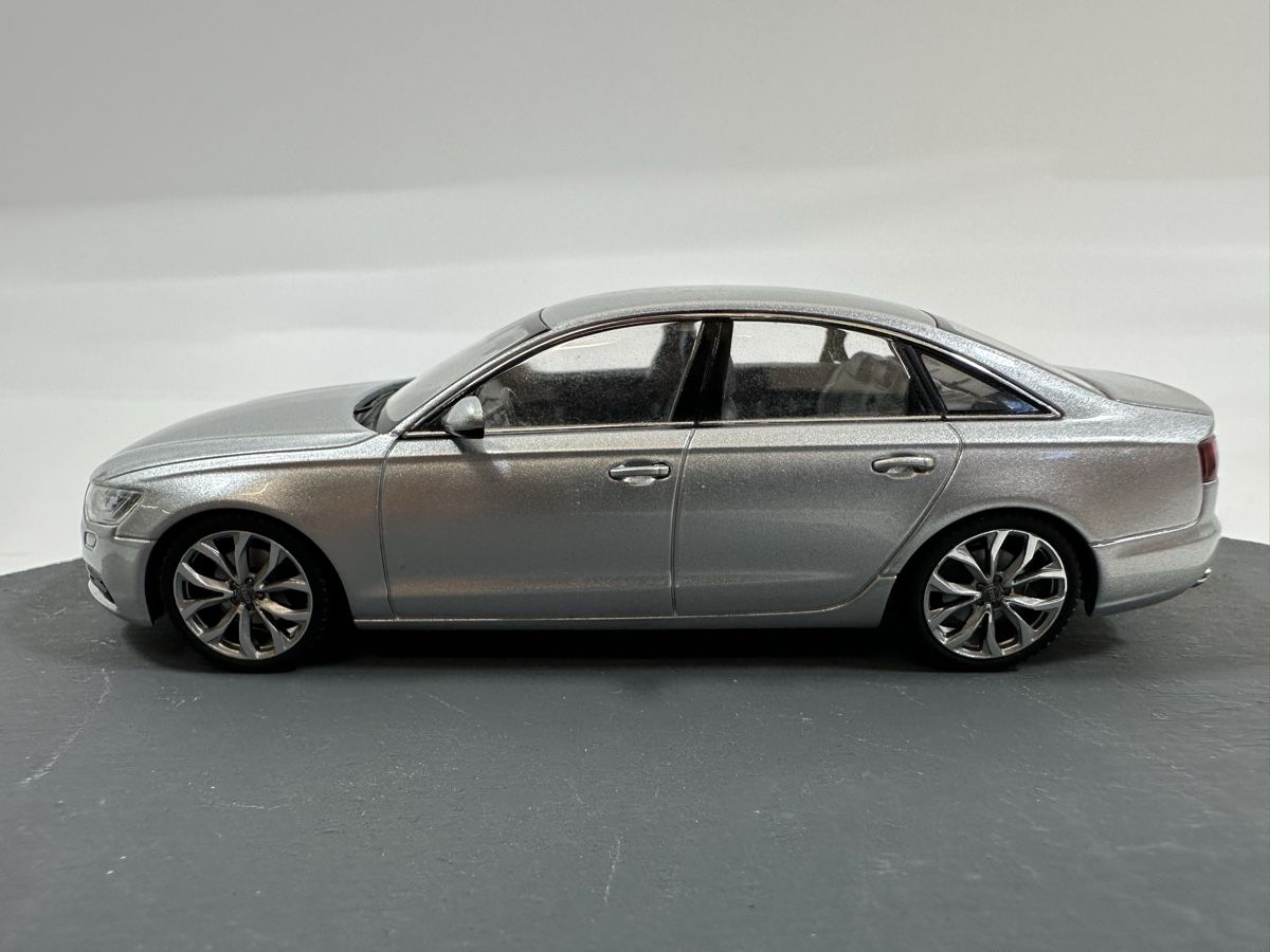 Schuco Modellini d'auto: Audi A6 1:43, silbrig, SCHUCO – Nuovo (secondo la descrizione) da Zofingen venduto da rf9_x2xt 2