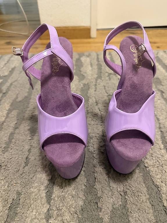Scarpe da donna: Pleasure Pumps Gr.39 – Usato da Schlieren venduto da sheila000