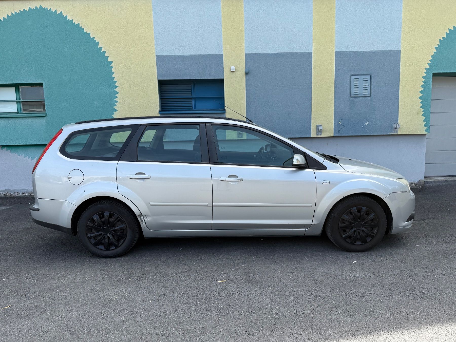 Ford Autos: Ford Focus 1.8 Ghia – Gebraucht aus Reiden von Off-Road-01 2