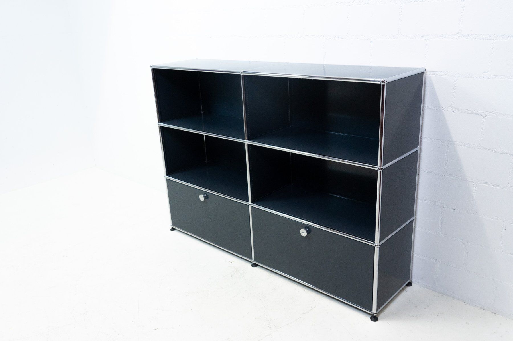 USM Cassettiere: USM Haller Sideboard Anthrazitgrau Nr. 55 Lieferung möglich – Usato da Schaffhausen venduto da Studio-Ara 4