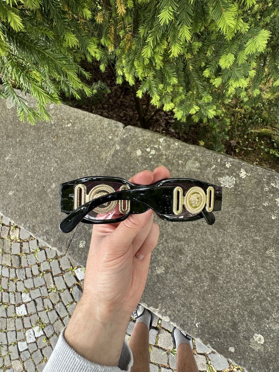 Versace Occhiali & Lenti: Versace Medusa Sunglasses Black Luxury – Usato da Effretikon venduto da rus_2l2p 8