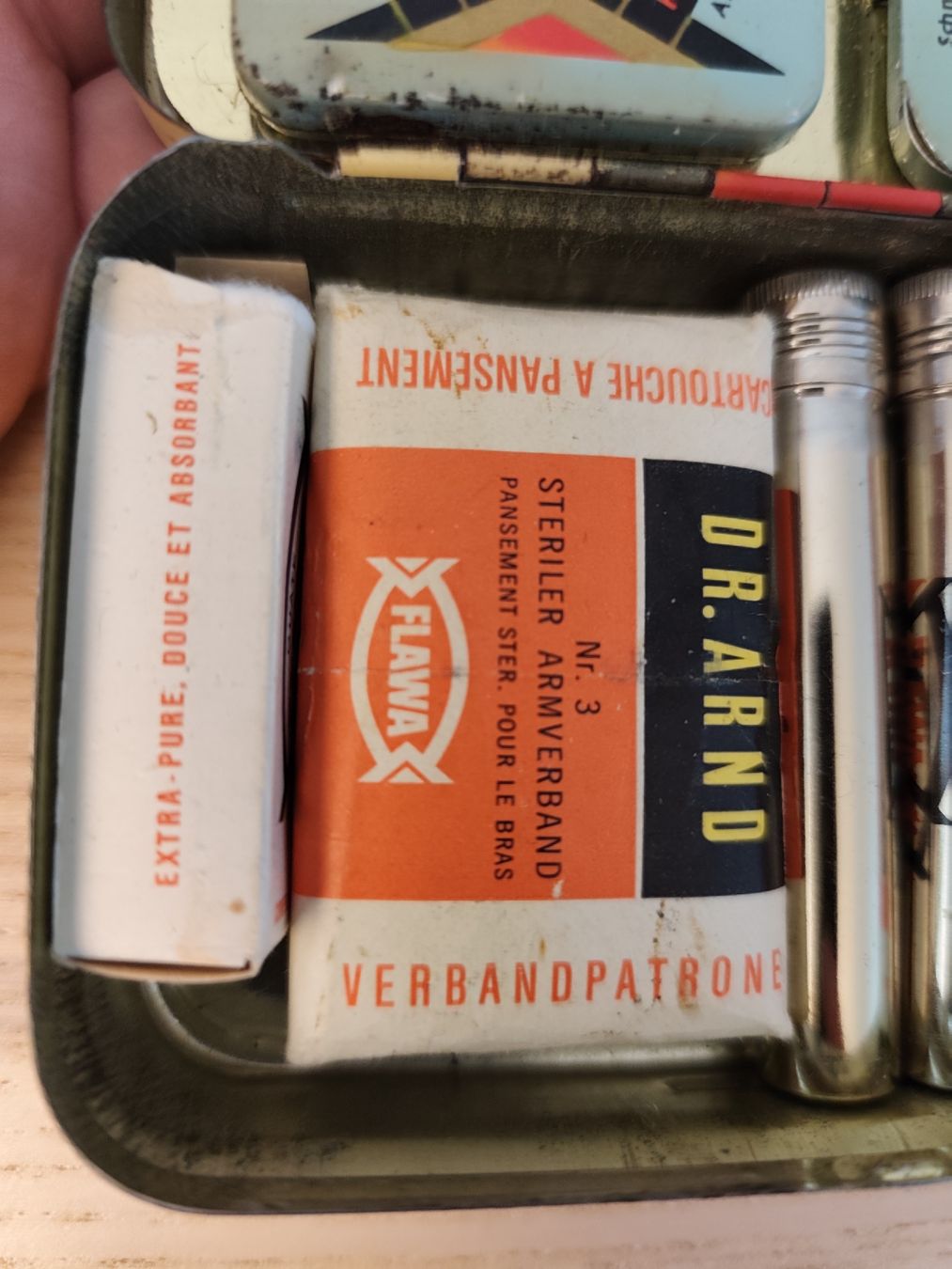 Kit di pronto soccorso: Alte Flawa Taschenapotheke / Retro – Usato da Heiden venduto da Jaks 3