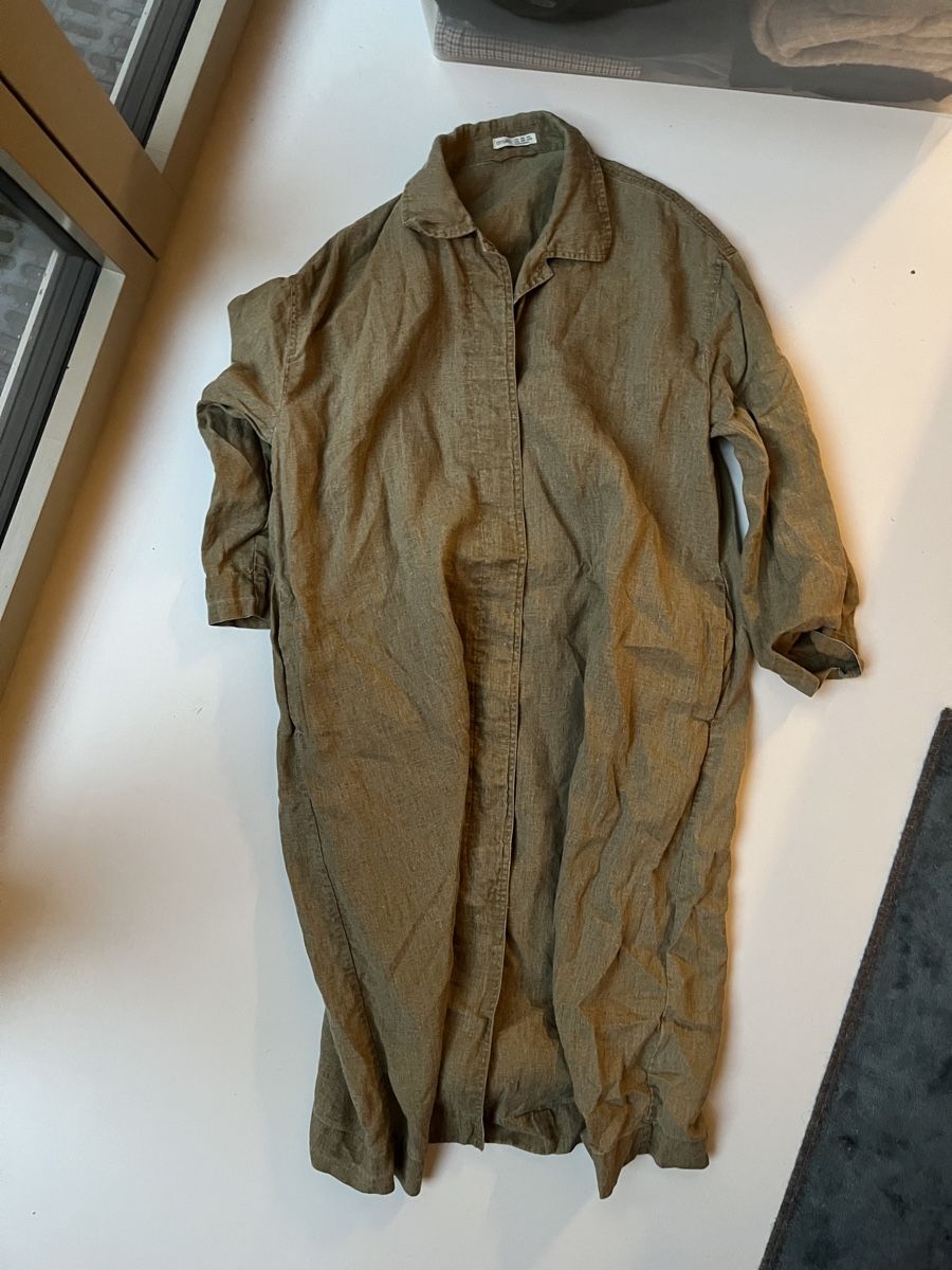 Oysho Kleider: Oversized Linen Dress by OYSHO – Gebraucht aus Zürich von Agave_Sue