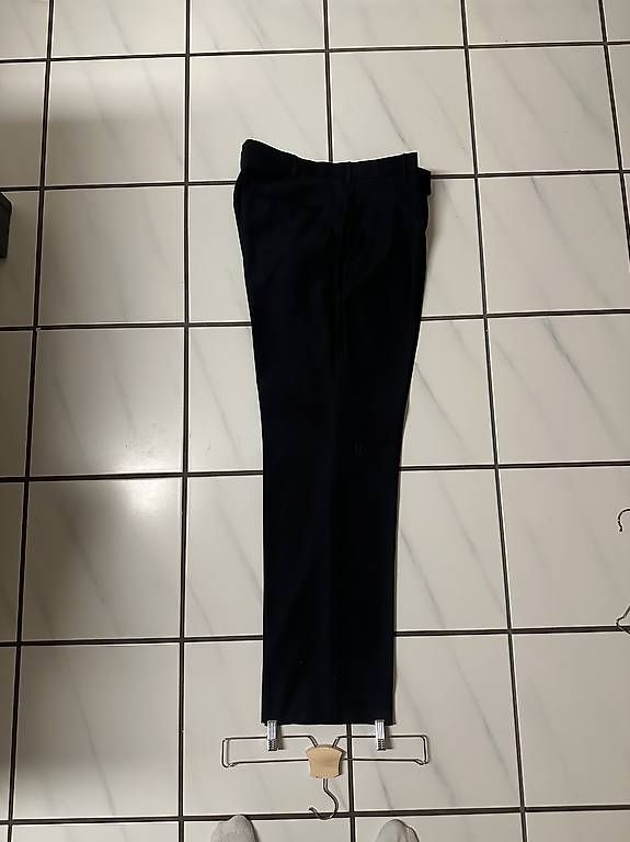 Hugo Boss Completi: Boss Jacket mit Baumwolle Hose – Usato da Hüntwangen venduto da lea_p25k 3