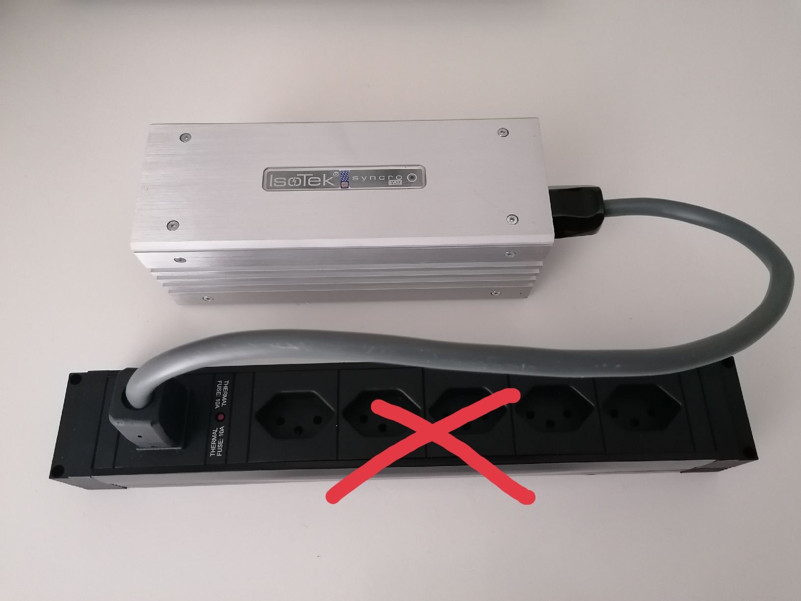 Altro Materiale elettrico: Netzfilter Isotek EVO3 Syncro Uni – Nuovo (secondo la descrizione) da Rothenburg venduto da Corazondeleones