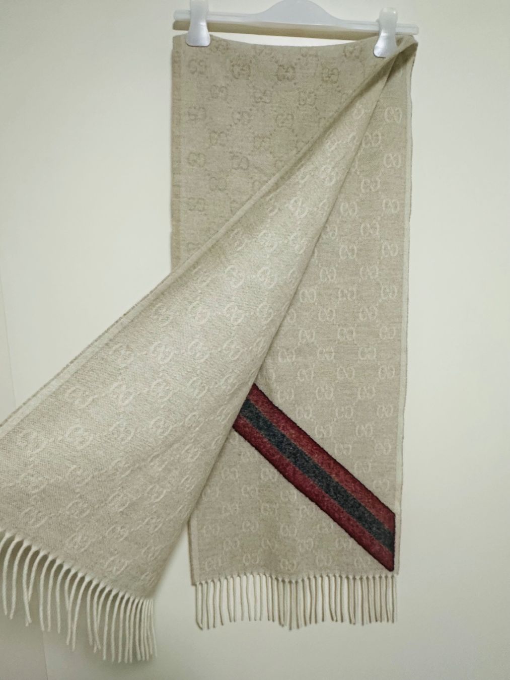 Gucci Foulard & Sciarpe: GUCCI Kaschmir Schal Beige – Usato da Basel venduto da iulia_haul