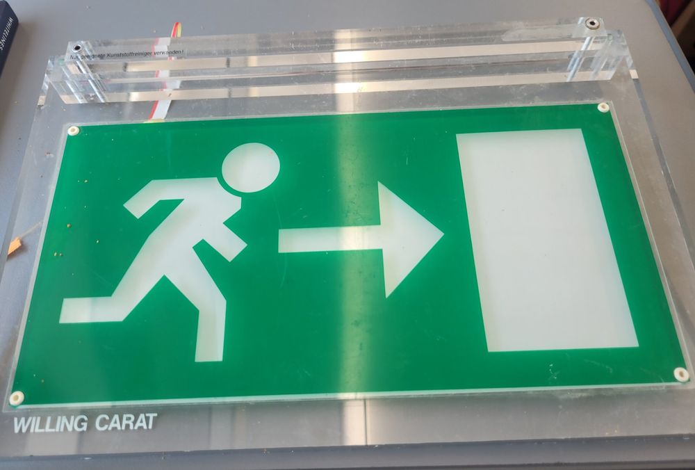 Schild 'Notausgang Runter – Exit' – Alu/Dibond, 200x140 Mm, 3 Mm Stark
