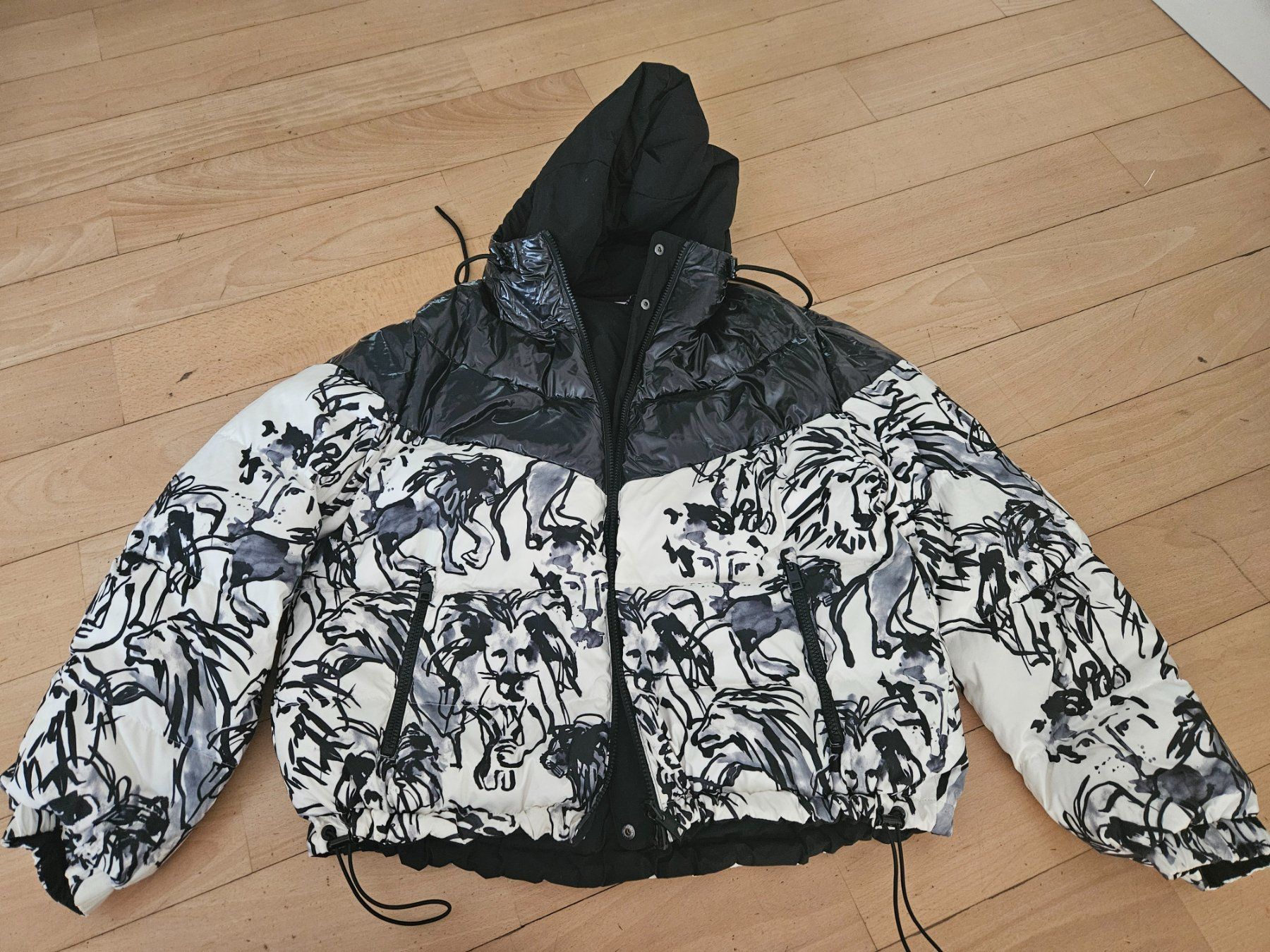Marc Cain Jacken: Winter Jacke, Gr. 38-40 – Neu (gemäss Beschreibung) aus Chur von nataliiaw