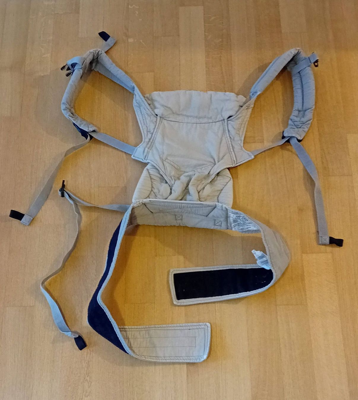 Ergo Baby Porte-bébés ventraux & dorsaux: Ergobaby 360 mit Infant Insert – D'occasion à Zürich par ssjss 1