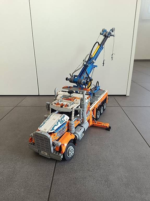 Kit di costruzioni: Lego Technic Schwerlast - Abschleppwagen 42128 – Usato da Utzenstorf venduto da Jassy34xx