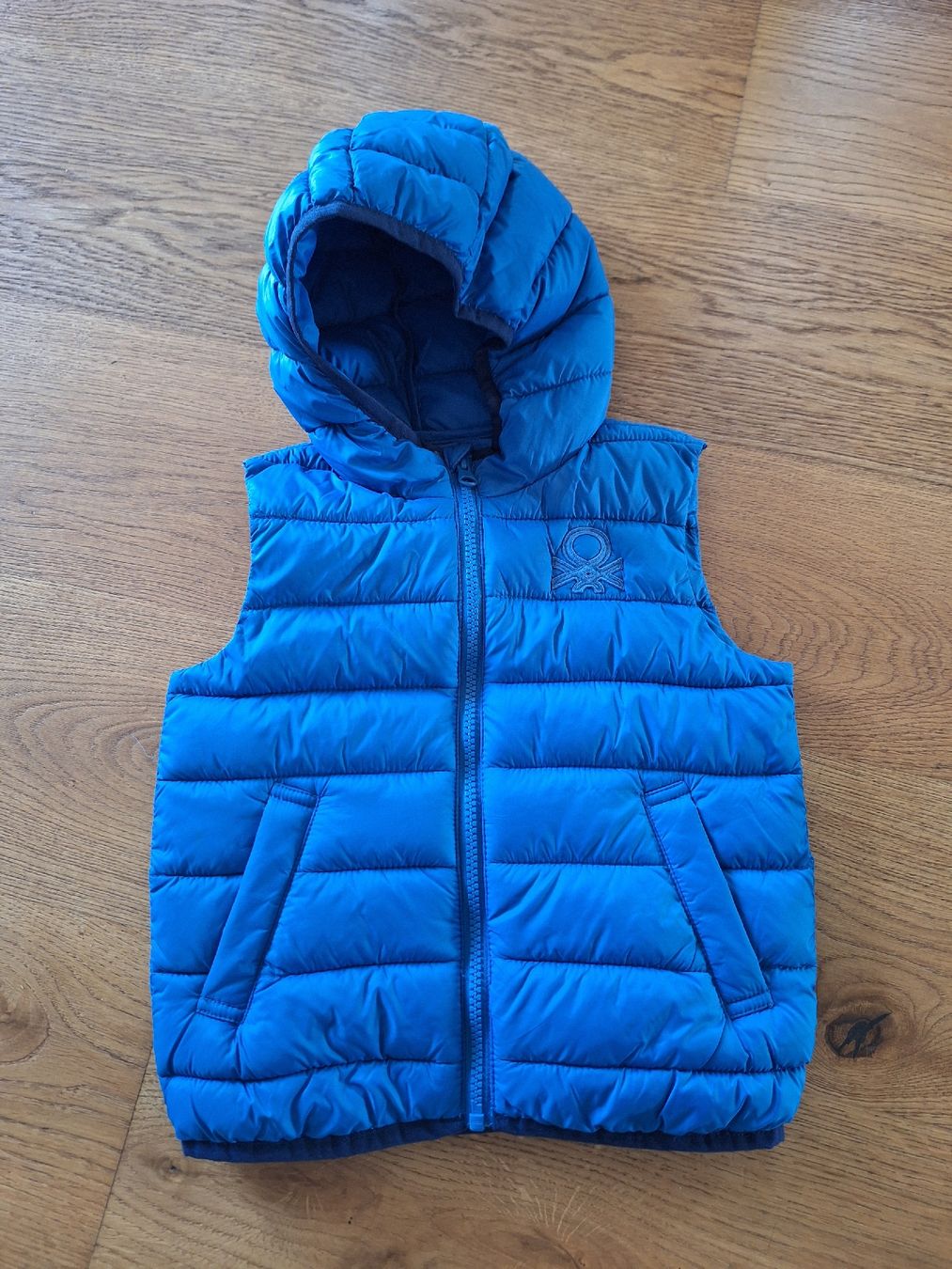 Benetton Altro abbigliamento per bambino: Daunenweste Grösse 98 – Nuovo (secondo la descrizione) da Reitnau venduto da fabonas
