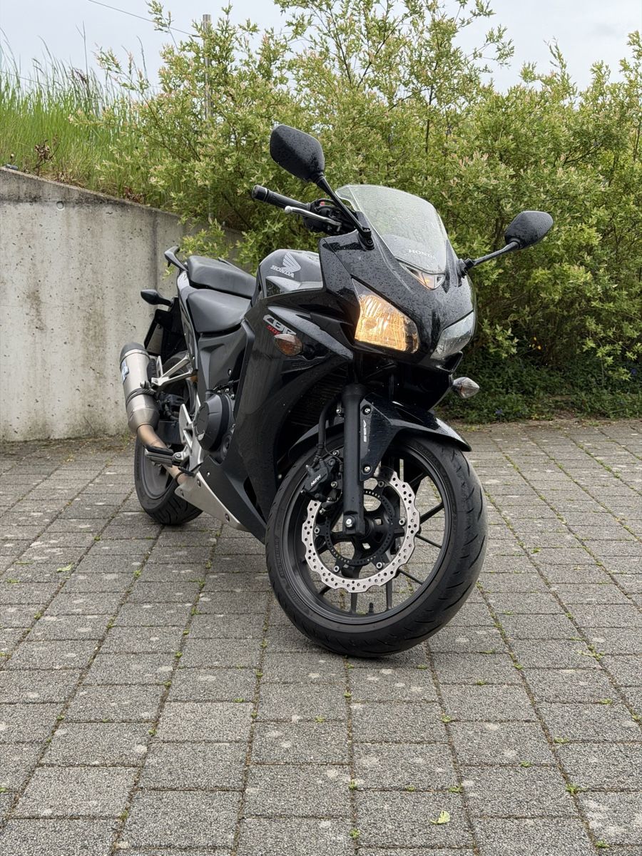 Honda Strada: Honda CBR 500 RA(35 kW), Preis VHB – Usato da Bern venduto da nei_wf8h