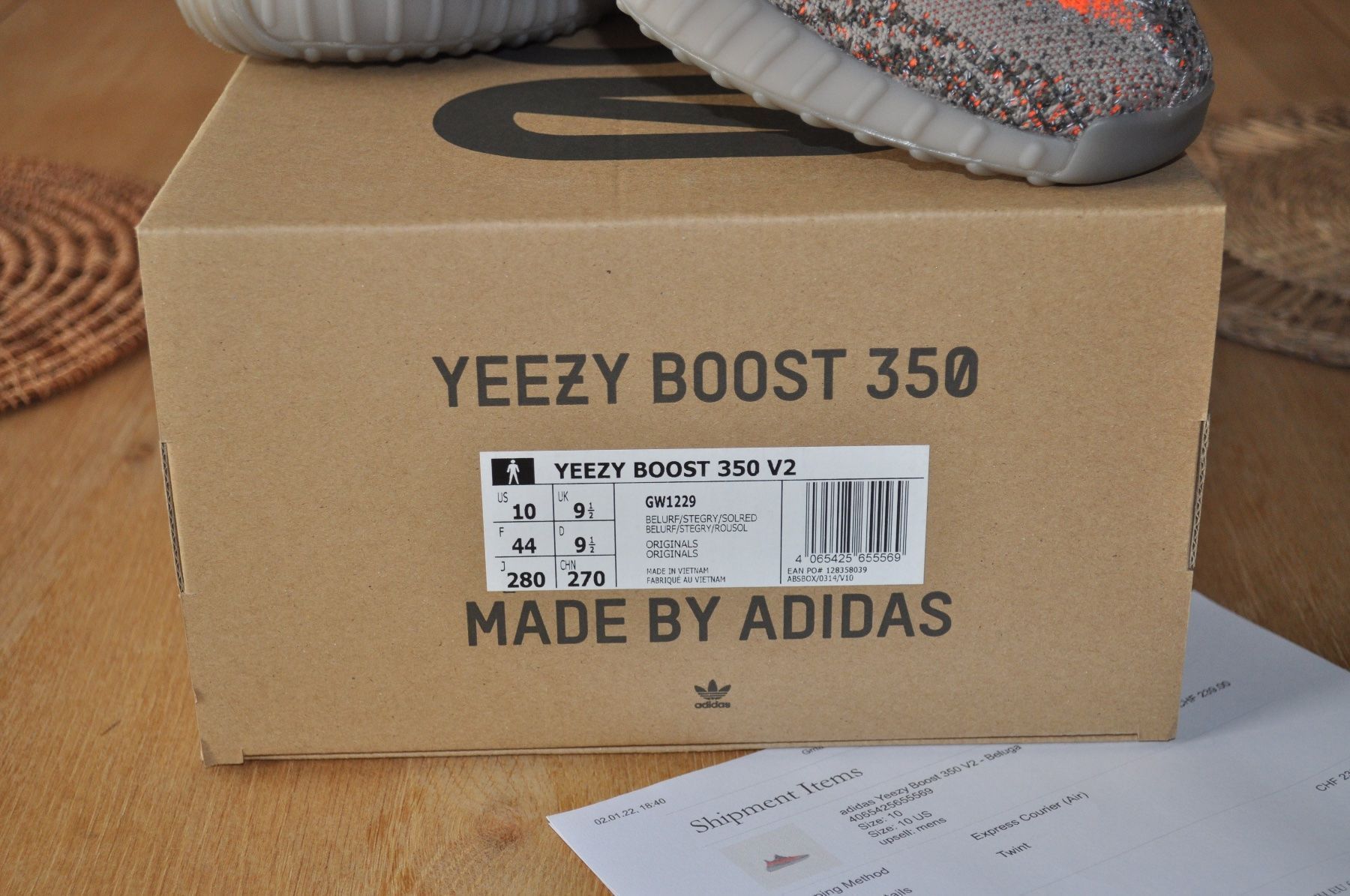 Adidas Scarpe da uomo: Yeezy Boost 350 Beluga Reflective Gr. 44 – Nuovo e nell'imballaggio originale da Biel/Bienne venduto da Switzerland92 1