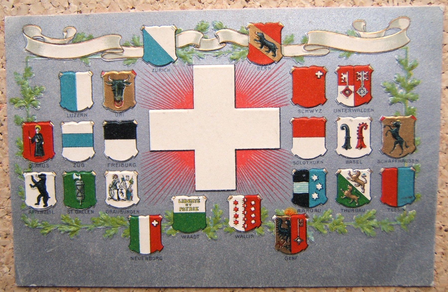 Cartoline postali: PRÄGE-AK SCHWEIZER KREUZ UND KANTONSWAPPEN – Nuovo (secondo la descrizione) da Brunnen venduto da Nonne04