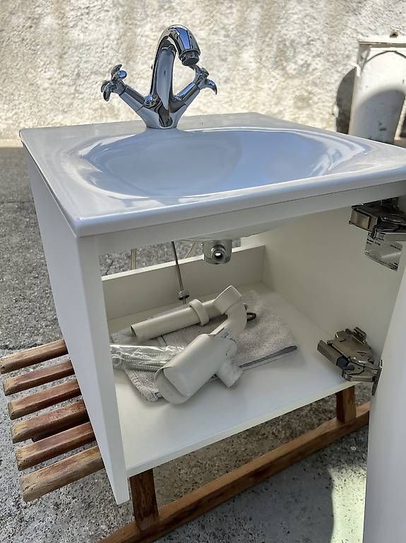 Lavabi & lavandini: Lavabo completo  – Usato da Balerna venduto da gat_b8p2 3