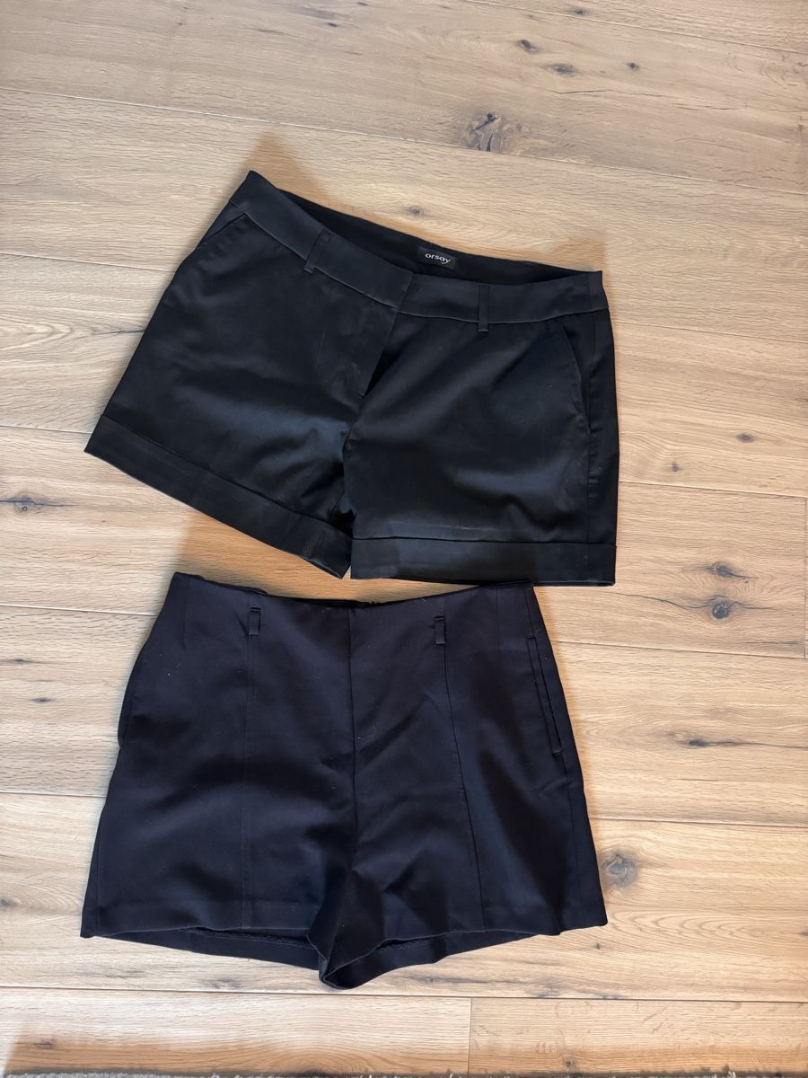 Pantaloni: Damen Shorts 2er Pack schwarz Grösse 40 – Usato da Riken AG venduto da ClaudiaChristina