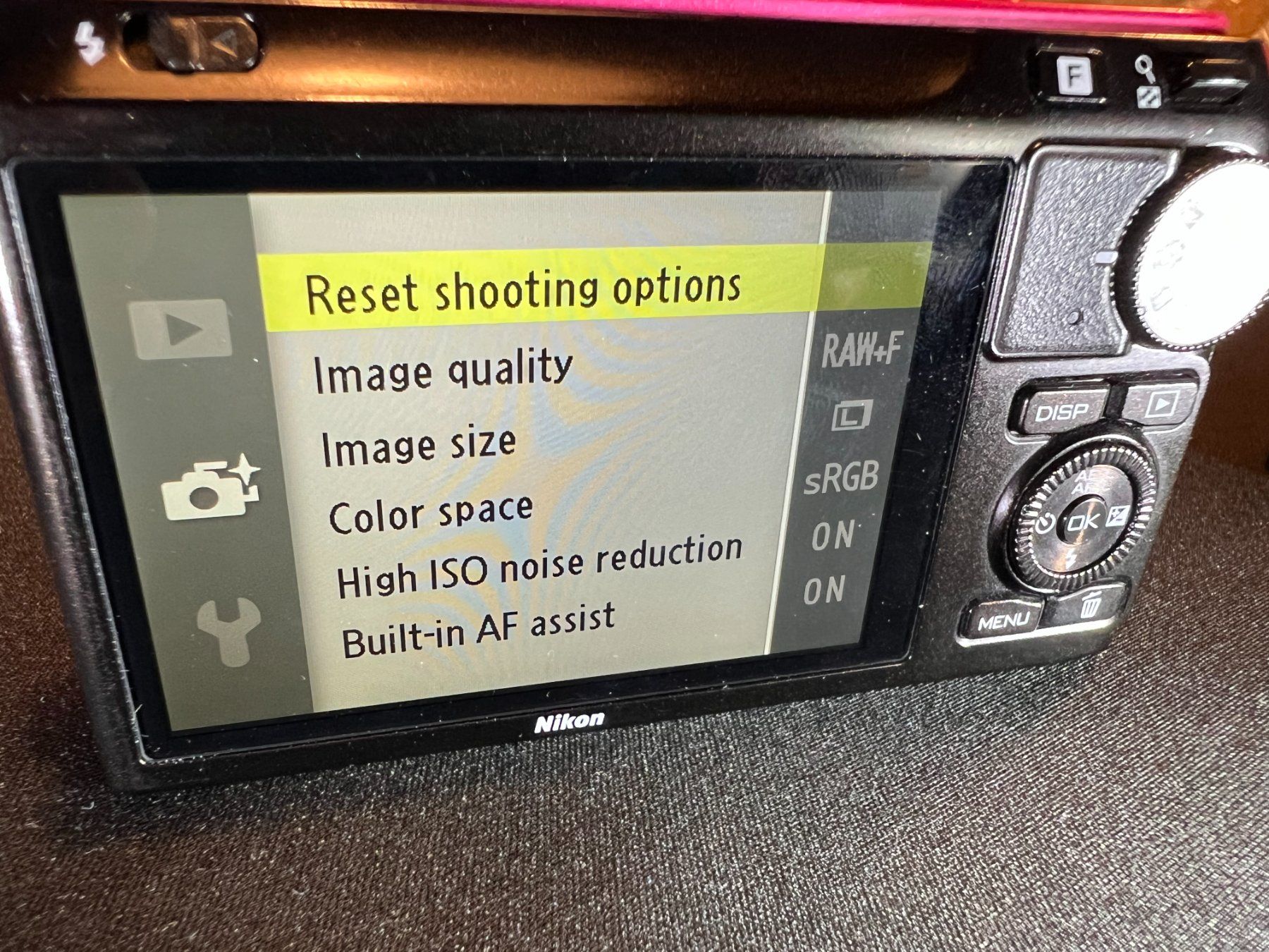 Nikon Fotocamera: Nikon 1 J2 mit Zoom Objektiv – Usato da Uster venduto da Stoessda 3