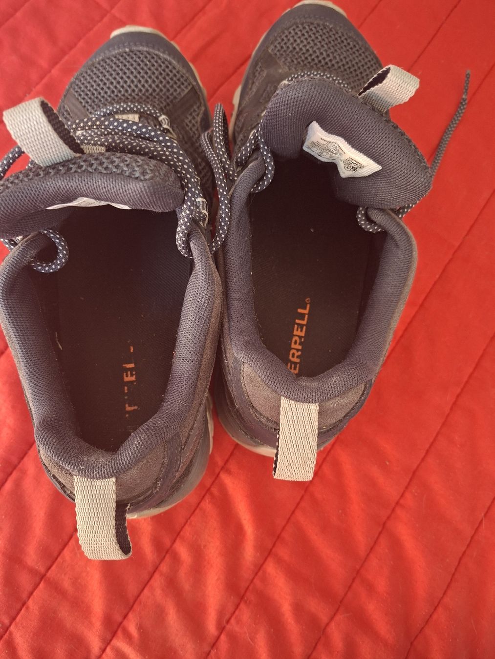 Merrell Herrenschuhe: Merrell Wanderschuhe Gore-Tex grau Grösse 40  – Gebraucht aus Sumiswald von Cicco02 4