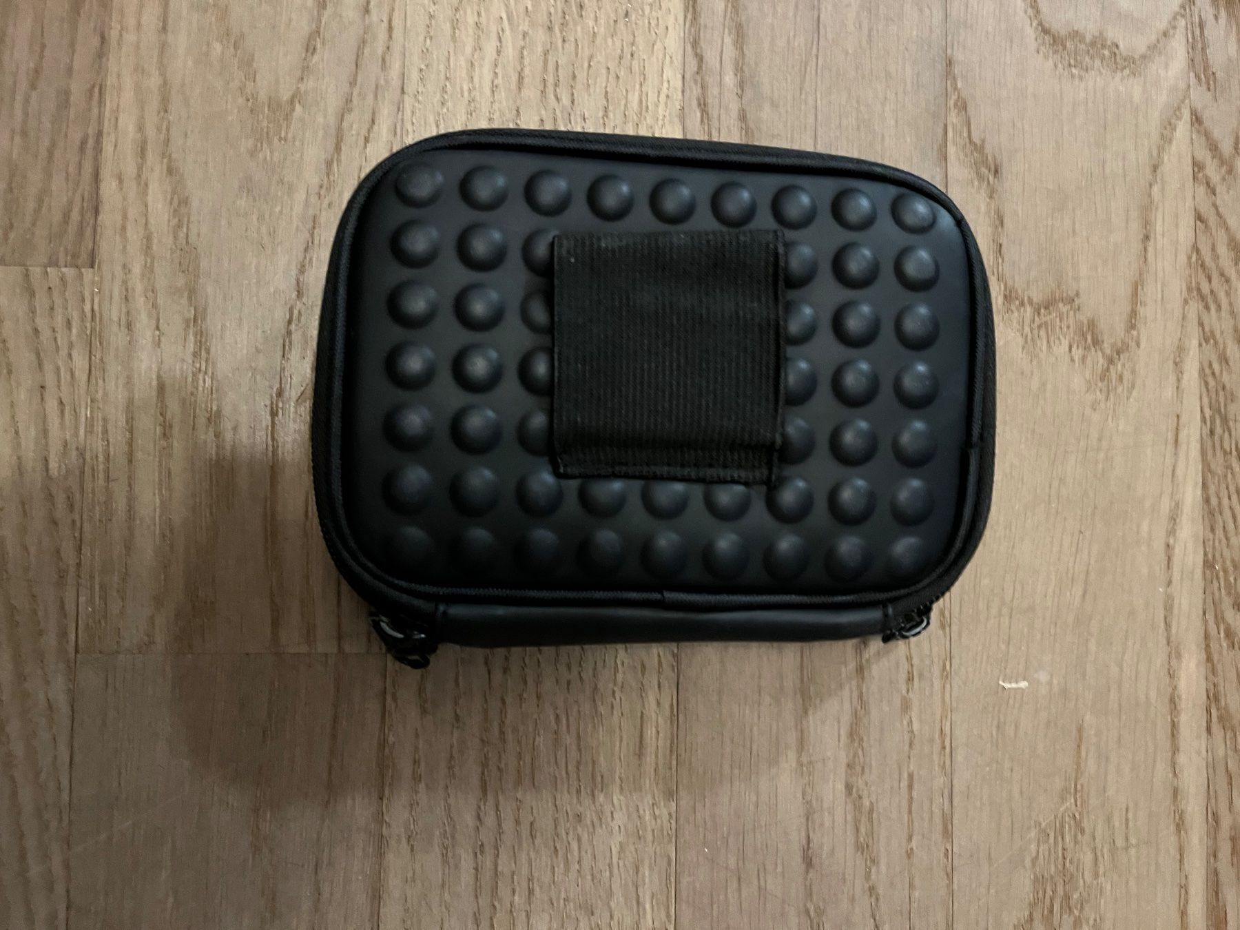 Hama Cover & Protezioni schermo: Navi Schutzhülle – Usato da Winterthur venduto da gia_8tbw 1