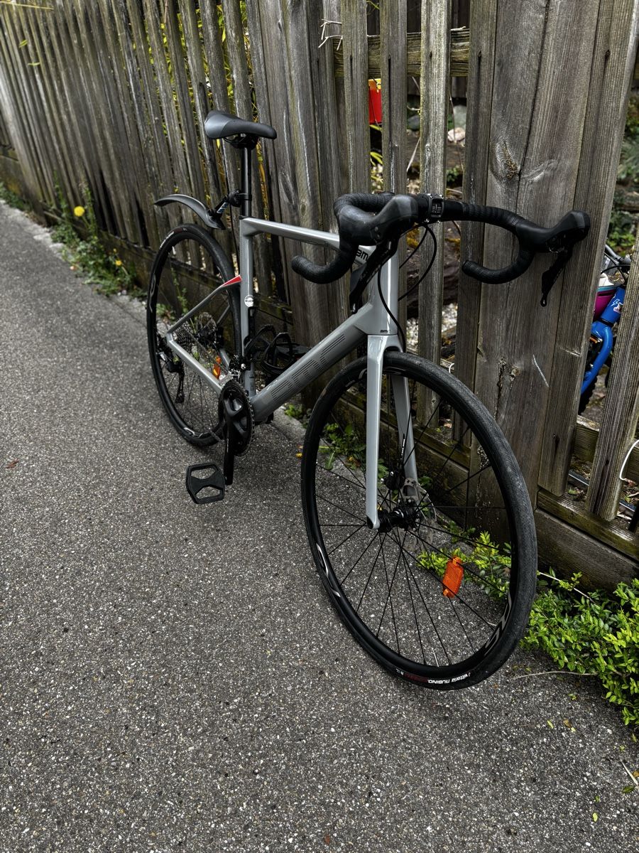 BMC Biciclette: BMC Roadmachine Carbon-Rennvelo – Usato da Männedorf venduto da davidglaettli 1