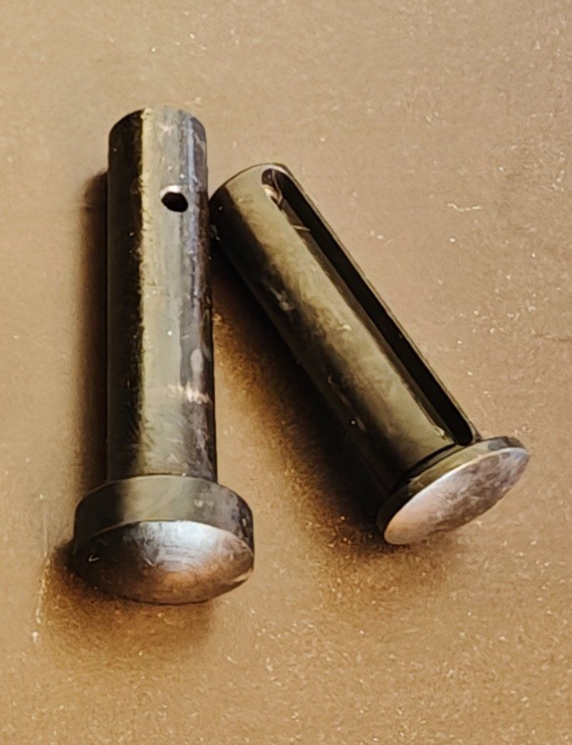 Tutti gli attrezzi: AR-15 Lower Receiver Take Down Pin Set - Komplett! Top! – Usato da Rüti ZH venduto da Sarah0406