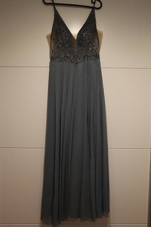 Vestiti: Abendkleid Farbe Eukalyptus – Usato da Untereggen venduto da mic_d2tq 1