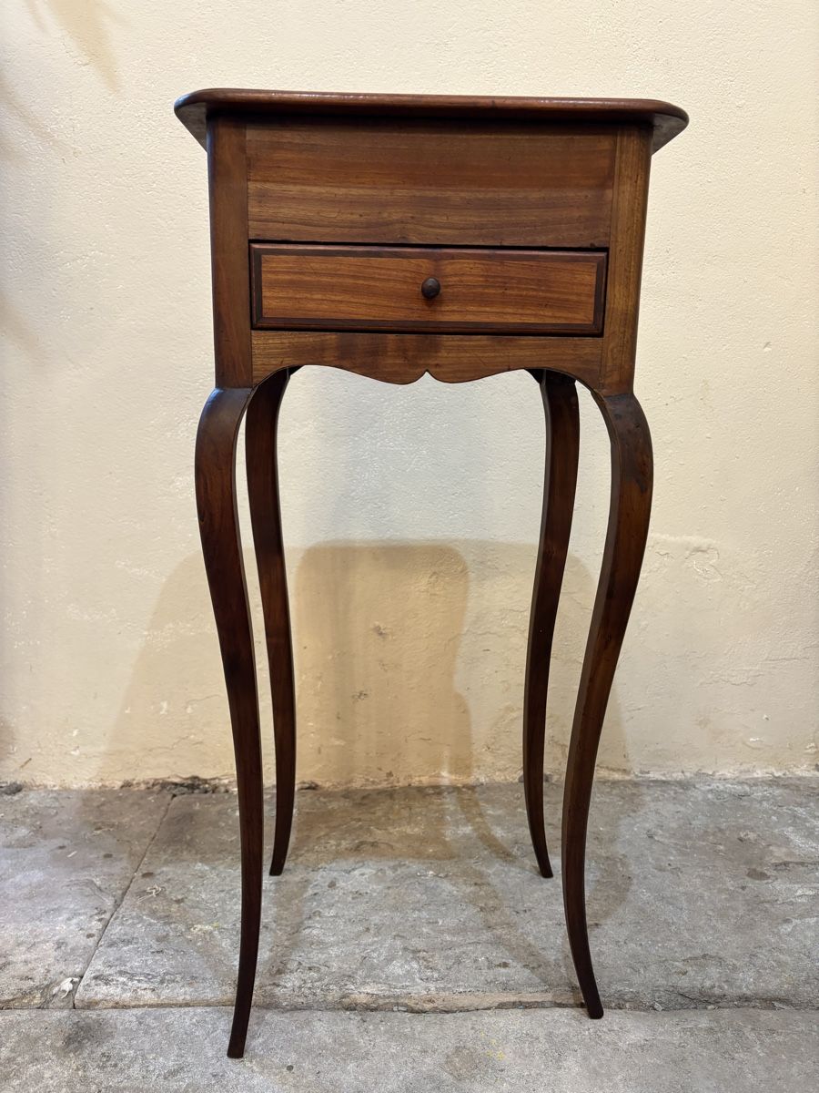Cassettiere: Beistellkommode im Louis XV Stil – Usato da Wädenswil venduto da Vollwertig 1