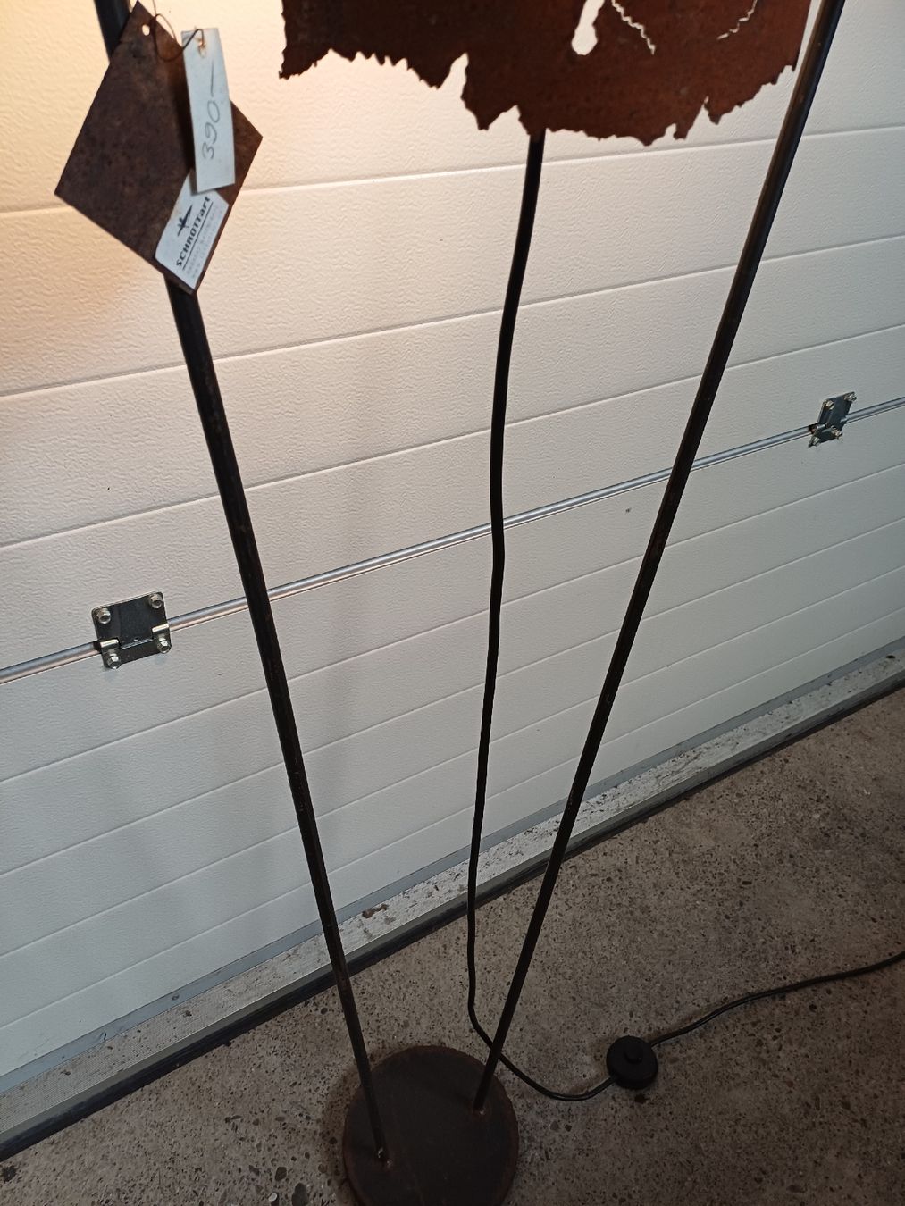Lampade: Ständerlampe,modern. Kunst per exelence. – Usato da Zuckenriet venduto da Res. 2