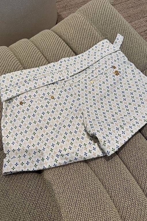 Roberto Cavalli Pantaloni: ROBERTO CAVALLI SHORTS – Nuovo (secondo la descrizione) da Schwyz venduto da bofb 3
