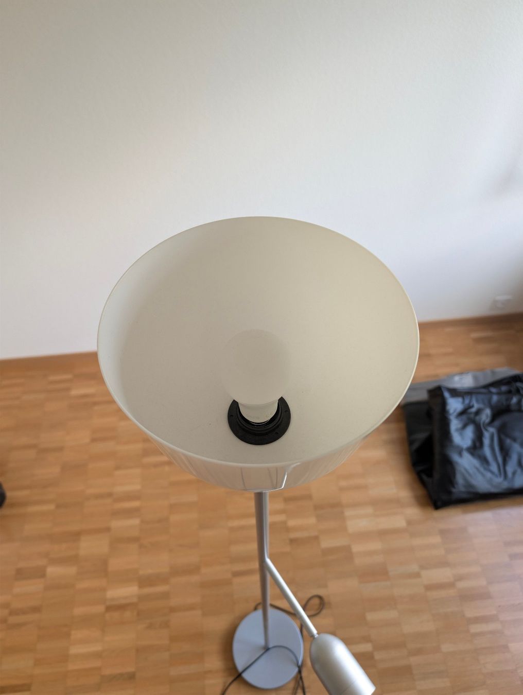 Ikea Lampade: IKEA HEKTOGRAM Deckenfluter mit Leseleuchte – Usato da Winterthur venduto da viktor_f 2