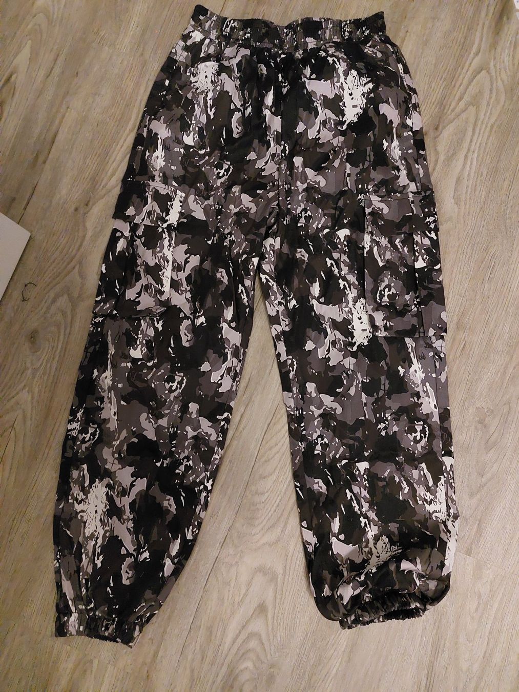 Pantaloni: Camouflage Hose – Nuovo (secondo la descrizione) da Wangs venduto da Manda30