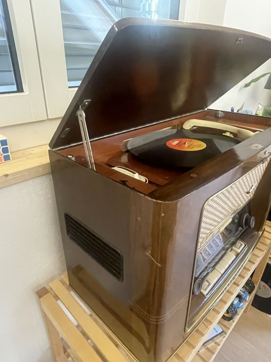 Nordmende Radio: Nordmende 3D Phonosuper 56 – Usato da Hergiswil NW venduto da natejuke 3