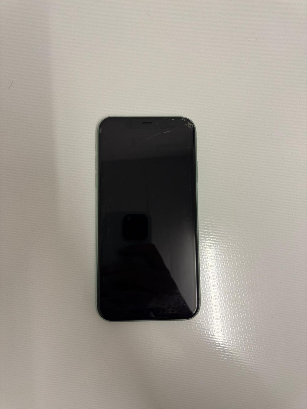 Apple Telefoni cellulari / Smartphones: Iphone 11 – Usato da Winterthur venduto da zwa_tr97