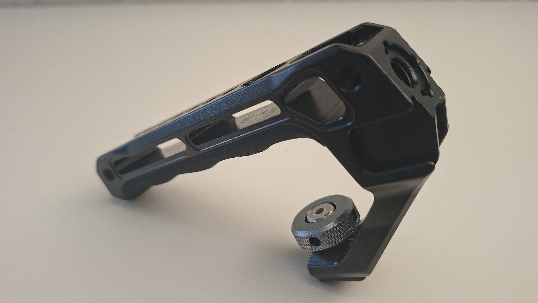 Smallrig Altri Accessori: SmallRig Top Handle Griff Kamera mit Cold Shoe Blitzschuh – Usato da Emmenbrücke venduto da ChrisPr 1