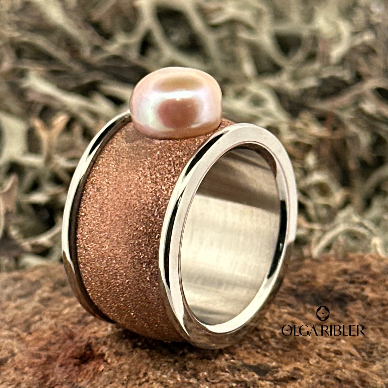 Olga Ribler Anelli: Edelstahlring mit Perle, Gr. 58 – Nuovo (secondo la descrizione) da Luzern venduto da MonikaS03 3