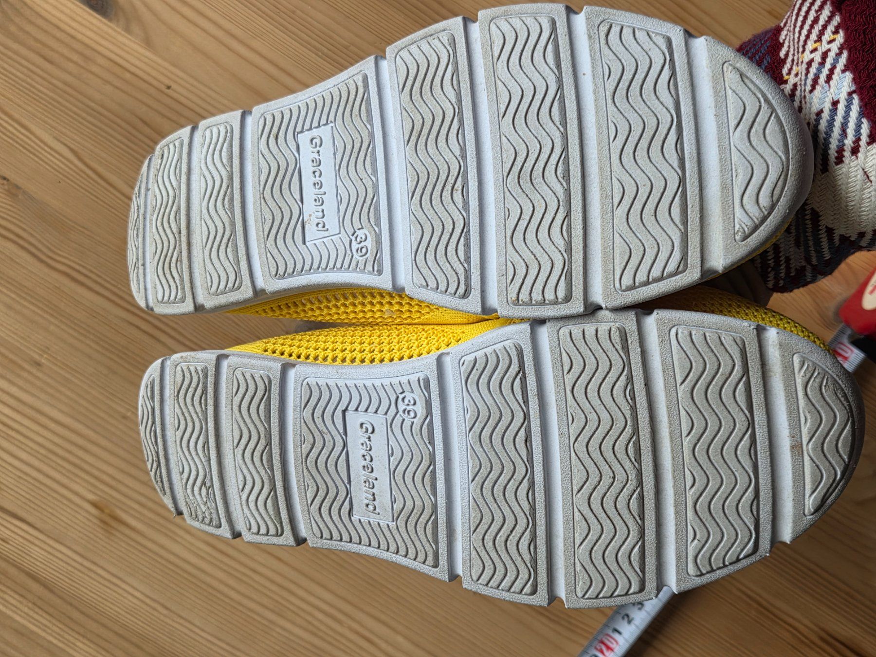 Dosenbach Damenschuhe: Gelbe Sommerschuhe, 39, bequem, Stoff – Gebraucht aus Liestal von ITOlio 3