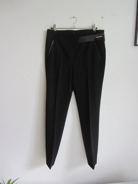 Zara Pantalons: ZARA - Hose schwarz S – Neuf (Voir description) à Zürich par Diazaio