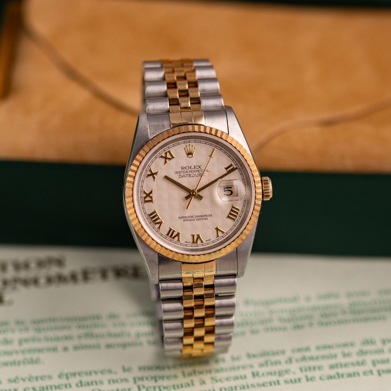 Rolex Orologi: Rolex Datejust 36/ 16233 / 1997 / Pyramid Dial / Full Set – Usato da Luzern venduto da PrimeSwissTime 2