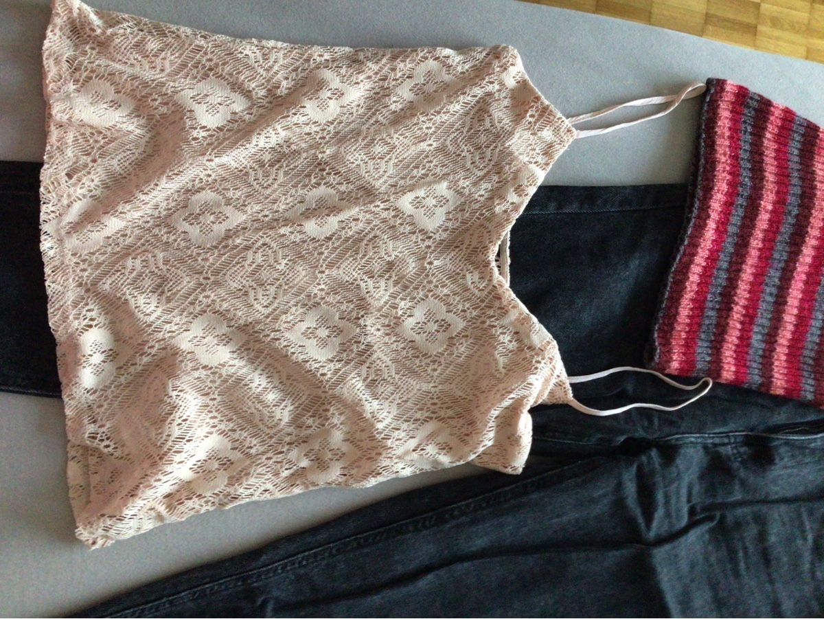 Lotti di vestiti: 3tlg Set, Jeans Top und strickpullunder in Gr. M/L – Usato da Steffisburg venduto da lar_x57s 1