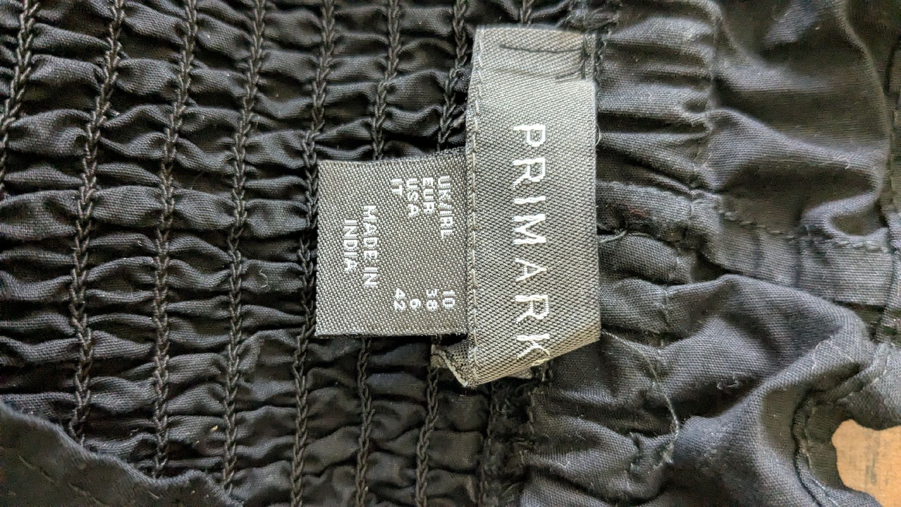 Kleider: Kleid mit bestickten Ärmel M – Gebraucht aus Emmenbrücke von dragonfly_8 3