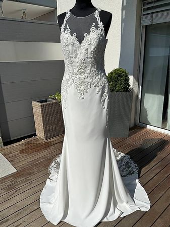 NEU Blue by Enzoani Jaylee Ivory Gr. 38
