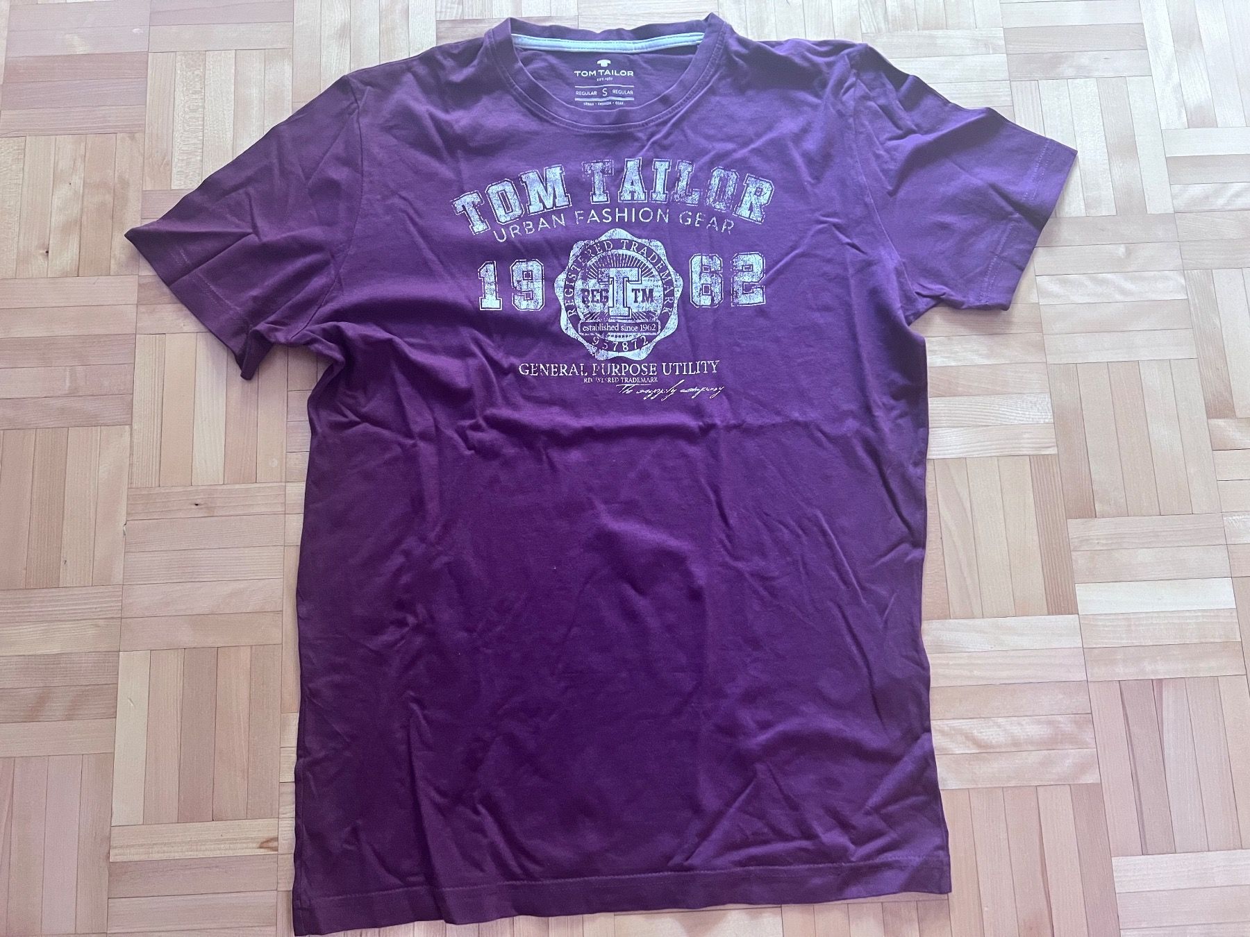 Tom Tailor Chemises, T-shirts & Polos: T-Shirt von TOM TAILOR Gr. S – D'occasion à Schaffhausen par Shiva_70 1