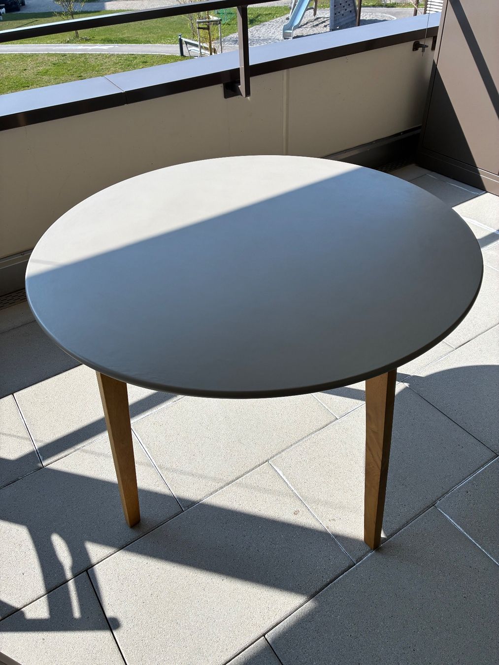 Tische: Tisch – Gebraucht aus Jona von CR_0609 1