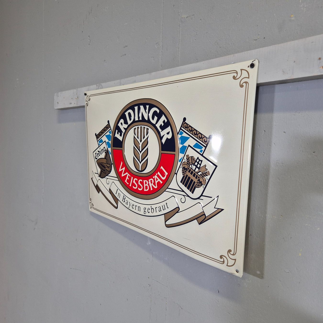 Insegne: Erdinger Weissbräu Relief Werbeschild Blechschild Schild – Usato da Nottwil venduto da Wondewa-Shop 1