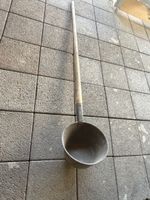 Schöpfkelle mit langem Stiel Metall Holz Griff alt