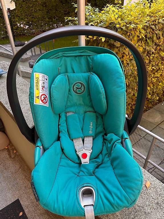 Auto-Kindersitze: Babyschale Cybex Cloud Z I-size – Gebraucht aus Zürich von mar_hy9r