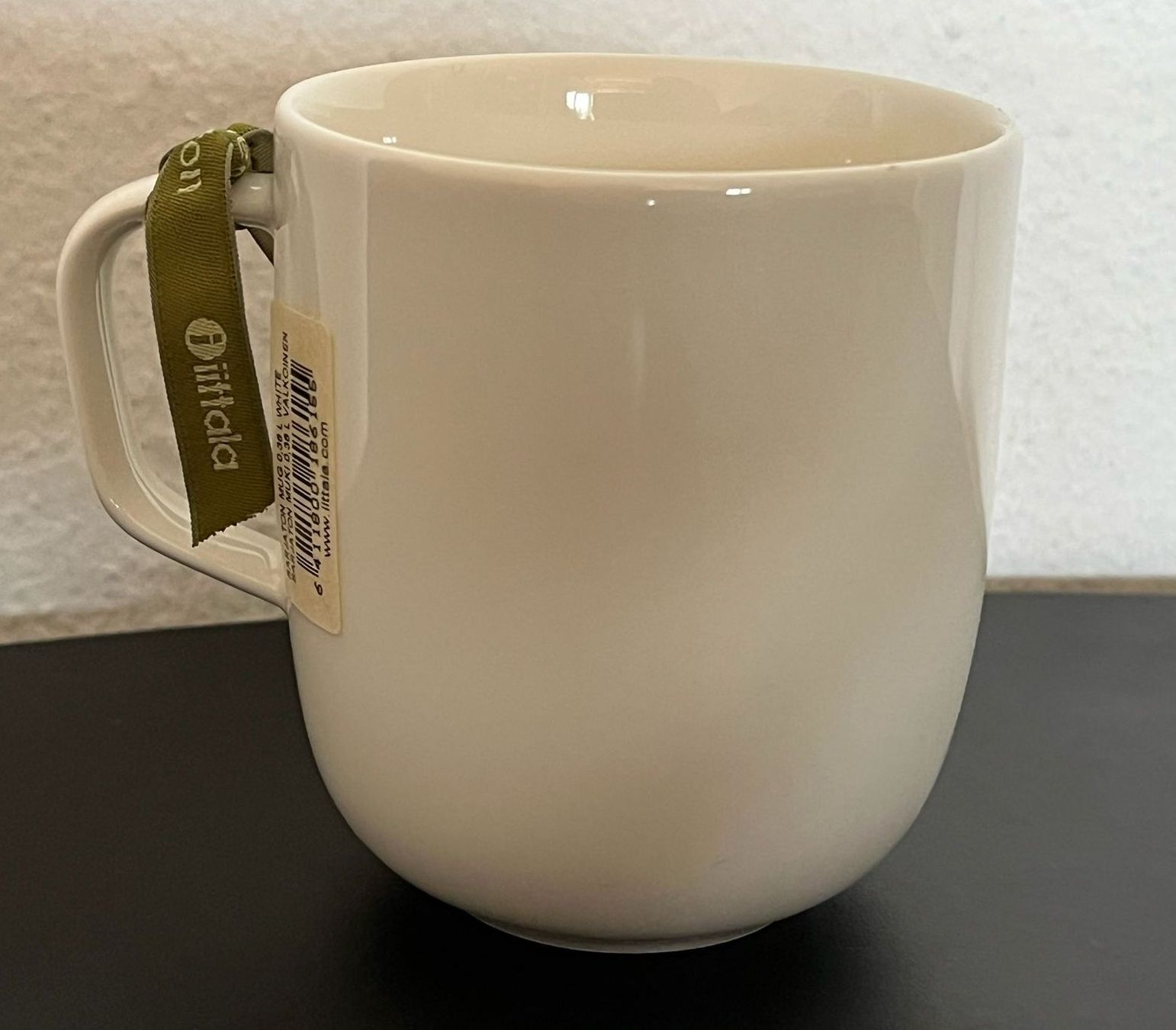Iittala Tazze: iittala Sarjaton Becher White Mug – Nuovo (secondo la descrizione) da Münchenstein venduto da mac_b7vg 1