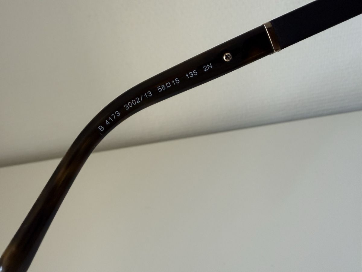 Burberry Occhiali & Lenti: Burberry Sonnenbrille Tortoise mit Check-Muster – Usato da Genève venduto da mimi479247 3