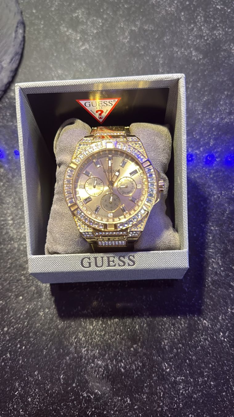 Guess Uhren: Guess Herrenuhr  NEU goldige – Neu (gemäss Beschreibung) aus Balsthal von Marica75